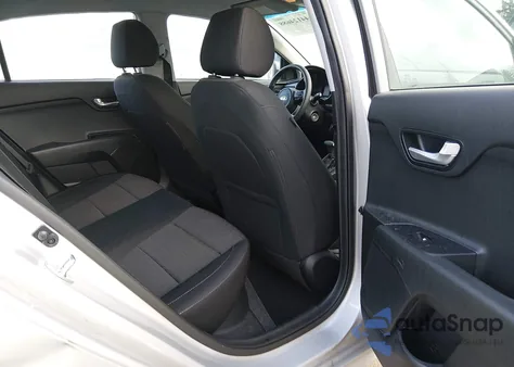 2018 Kia Rio S z USA, uszkodzony, nr VIN 3KPA24AB9JE145083